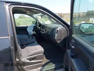 ✅ 2018 Chevrolet Silverado 1500 LT • VIN: 1GCVKREH8JZ358446 • Лот: 43003444. Опубликован ранее на IAAI с пробегом 146 067 миль. Бесплатный доступ к архиву аукционных продаж из США и подробный отчёт об истории автомобиля на DreamBid. Изображение 5.