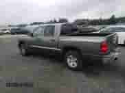 2006 Dodge Dakota SLT z VIN 1D7HE48K36S656505, wystawiony jako Copart lot #72613124 z przebiegiem 71 075 mil mil oraz Szkoda całkowita • Salvage title. Historia ofert i sprzedaży dostępna na DreamBid. Obrazek 2.