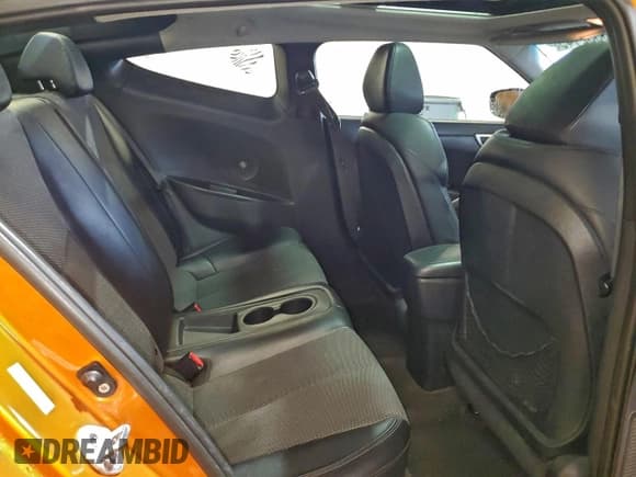 ✅ 2012 Hyundai Veloster w/Gray Int • VIN: KMHTC6AD3CU066298 • Lot: 93332145. Wystawiony na Copart z przebiegiem 249 570 mil. Bezpłatny archiwum sprzedaży aukcyjnych z USA i szczegółowy raport historii pojazdu na DreamBid. Zdjęcie 10.