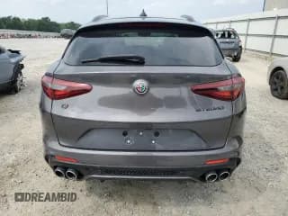 ✅ 2021 Alfa Romeo Stelvio Quadrifoglio • VIN: ZASPAKEV7M7D12770 • Лот: 54122873. Опубликован ранее на Copart с пробегом 1 873 миль. Бесплатный доступ к архиву аукционных продаж из США и подробный отчёт об истории автомобиля на DreamBid. Изображение 6.