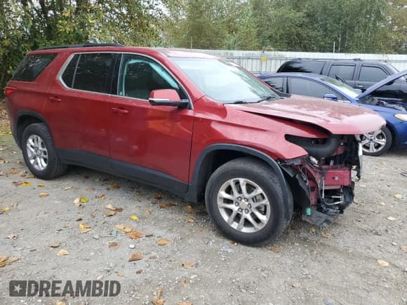 ✅ 2019 Chevrolet Traverse LT Cloth • VIN: 1GNEVGKW2KJ208757 • Lot: 70070294. Wystawiony na Copart z przebiegiem 114 359 mil. Bezpłatny archiwum sprzedaży aukcyjnych z USA i szczegółowy raport historii pojazdu na DreamBid. Zdjęcie 4.