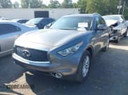 ✅ 2017 Infiniti QX70 • VIN: JN8CS1MW5HM413956 • Lot: 42993575. Wystawiony na IAAI z przebiegiem 70 325 mil. Bezpłatny archiwum sprzedaży aukcyjnych z USA i szczegółowy raport historii pojazdu na DreamBid. Zdjęcie 2.