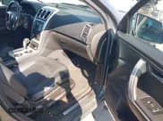 ✅ 2011 GMC Acadia SLT2 • VIN: 1GKKRSED3BJ171624 • Lot: 42905003. Wystawiony na IAAI z przebiegiem 265 489 mil. Bezpłatny archiwum sprzedaży aukcyjnych z USA i szczegółowy raport historii pojazdu na DreamBid. Zdjęcie 5.