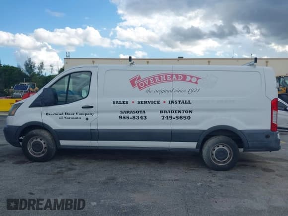 ✅ 2017 Ford Transit • VIN: 1FTYR2ZM2HKA00916 • Лот: 43513268. Опубликован ранее на IAAI с пробегом 185 274 миль. Бесплатный доступ к архиву аукционных продаж из США и подробный отчёт об истории автомобиля на DreamBid. Изображение 14.