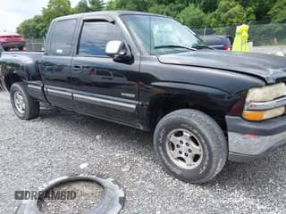 ✅ 2000 Chevrolet Silverado 1500 LS • VIN: 2GCEK19T8Y1200319 • Лот: 42697240. Опубликован ранее на IAAI с пробегом Не указан. Бесплатный доступ к архиву аукционных продаж из США и подробный отчёт об истории автомобиля на DreamBid. Изображение 1.