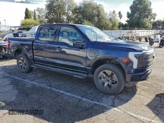 ✅ 2023 Ford F-150 Lightning Pro • VIN: 1FTVW1EV2PWG13534 • Лот: 94268235. Опубликован ранее на Copart с пробегом Не указан. Бесплатный доступ к архиву аукционных продаж из США и подробный отчёт об истории автомобиля на DreamBid. Изображение 4.