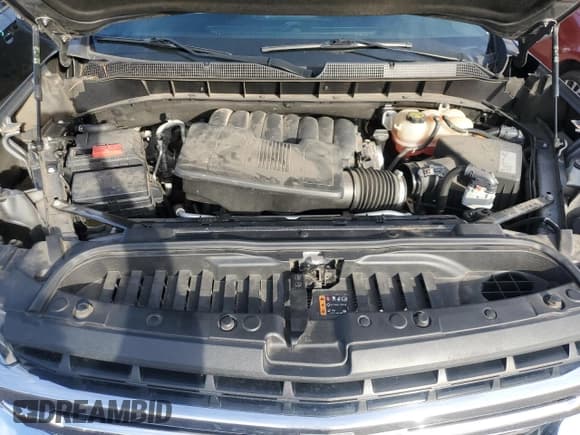 ✅ 2020 Chevrolet Silverado 1500 LT • VIN: 1GCRWCEDXLZ135618 • Lot: 89731555. Wystawiony na Copart z przebiegiem 105 635 mil. Bezpłatny archiwum sprzedaży aukcyjnych z USA i szczegółowy raport historii pojazdu na DreamBid. Zdjęcie 11.