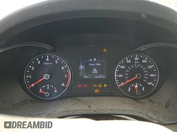 ✅ 2017 Kia Optima LX • VIN: 5XXGT4L38HG172919 • Lot: 86884875. Listed on Copart with 141,307 mi. Free auction sales archive from the USA and detailed vehicle history report at DreamBid. Image 9.