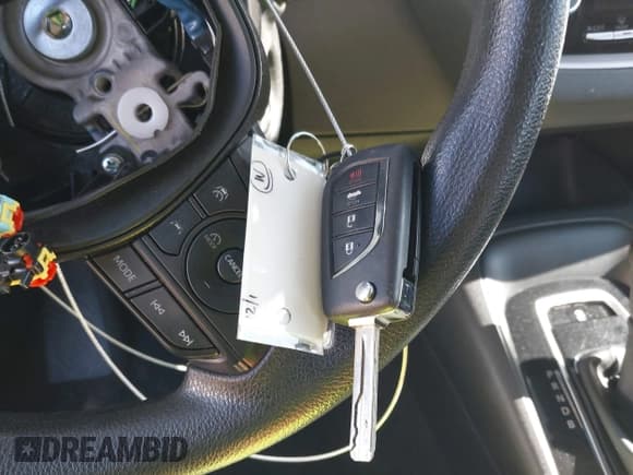 ✅ 2024 Toyota Corolla LE • VIN: 5YFB4MDE8RP168112 • Lot: 43899140. Wystawiony na IAAI z przebiegiem 43 957 mil. Bezpłatny archiwum sprzedaży aukcyjnych z USA i szczegółowy raport historii pojazdu na DreamBid. Zdjęcie 11.