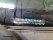 ✅ 2008 Jeep Commander Limited • VIN: 1J8HG58N78C210979 • Лот: 76703864. Опубликован ранее на Copart с пробегом 204 136 миль. Бесплатный доступ к архиву аукционных продаж из США и подробный отчёт об истории автомобиля на DreamBid. Изображение 13.