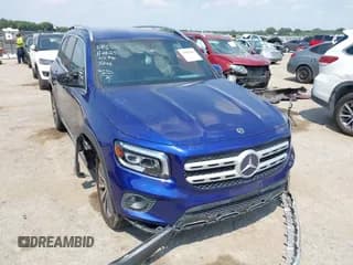✅ 2021 Mercedes-Benz GLB 250 • VIN: W1N4M4GBXMW085266 • Lot: 43089485. Listed on IAAI with 45,842 mi. Free auction sales archive from the USA and detailed vehicle history report at DreamBid. Image 1.