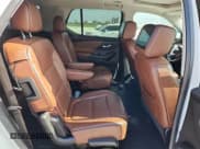 ✅ 2020 Chevrolet Traverse High Country • VIN: 1GNERNKW0LJ227933 • Lot: 82200135. Wystawiony na Copart z przebiegiem 116 058 mil. Bezpłatny archiwum sprzedaży aukcyjnych z USA i szczegółowy raport historii pojazdu na DreamBid. Zdjęcie 11.