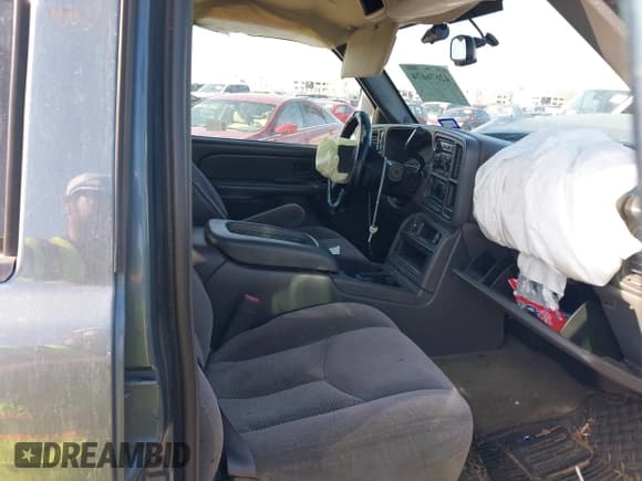 ✅ 2006 Chevrolet Silverado 2500HD LT3 • VIN: 1GCHK23D36F233447 • Лот: 42676674. Опубликован ранее на IAAI с пробегом Не указан. Бесплатный доступ к архиву аукционных продаж из США и подробный отчёт об истории автомобиля на DreamBid. Изображение 5.