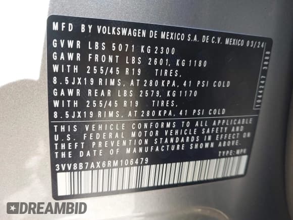 ✅ 2024 Volkswagen Tiguan SE R-Line Black • VIN: 3VV8B7AX6RM106479 • Lot: 43537761. Wystawiony na IAAI z przebiegiem 8 304 mil. Bezpłatny archiwum sprzedaży aukcyjnych z USA i szczegółowy raport historii pojazdu na DreamBid. Zdjęcie 9.
