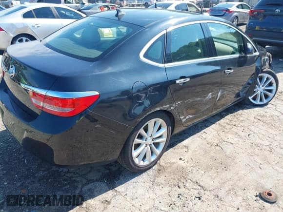 ✅ 2014 Buick Verano • VIN: 1G4PP5SK5E4121446 • Лот: 42881030. Опубликован ранее на IAAI с пробегом 138 700 миль. Бесплатный доступ к архиву аукционных продаж из США и подробный отчёт об истории автомобиля на DreamBid. Изображение 4.