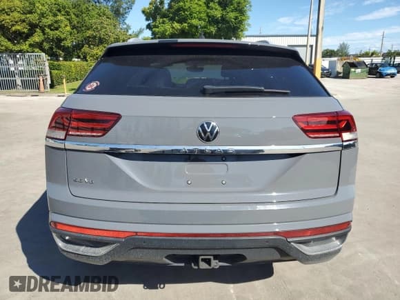 ✅ 2020 Volkswagen Atlas SE • VIN: 1V25E2CA3LC228681 • Лот: 82409895. Опубликован ранее на Copart с пробегом 69 479 миль. Бесплатный доступ к архиву аукционных продаж из США и подробный отчёт об истории автомобиля на DreamBid. Изображение 6.