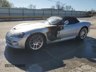 ✅ 2004 Dodge Viper SRT-10 • VIN: 1B3JZ65Z94V100984 • Lot: 50567415. Listed on Copart with 51,058 mi. Free auction sales archive from the USA and detailed vehicle history report at DreamBid. Image 1.