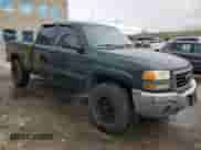 2006 GMC Sierra 1500 Work Truck with VIN 2GTEK19V261113546, listed as a Copart auction lot 41449005 with 202,323 mi miles and Clean title. Bid and sale history available at DreamBid. Image 4.