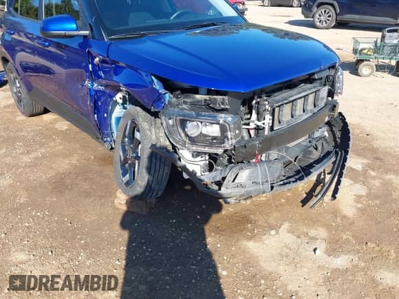 ✅ 2022 Hyundai Venue SEL • VIN: KMHRC8A30NU178265 • Lot: 43317179. Wystawiony na IAAI z przebiegiem 31 971 mil. Bezpłatny archiwum sprzedaży aukcyjnych z USA i szczegółowy raport historii pojazdu na DreamBid. Zdjęcie 6.