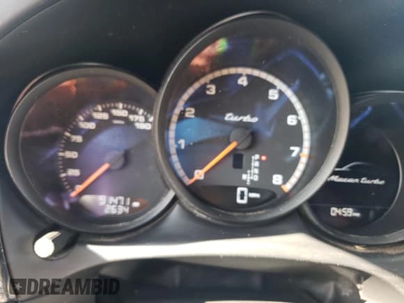 ✅ 2017 Porsche Macan Turbo • VIN: WP1AF2A56HLB61843 • Lot: 67157044. Listed on Copart with 91,471 mi. Free auction sales archive from the USA and detailed vehicle history report at DreamBid. Image 9.