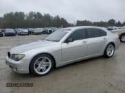 ✅ 2006 BMW 7 Series 760Li • VIN: WBAHN03576DD98403 • Лот: 50350415. Опубликован ранее на Copart с пробегом Не указан. Бесплатный доступ к архиву аукционных продаж из США и подробный отчёт об истории автомобиля на DreamBid. Изображение 1.