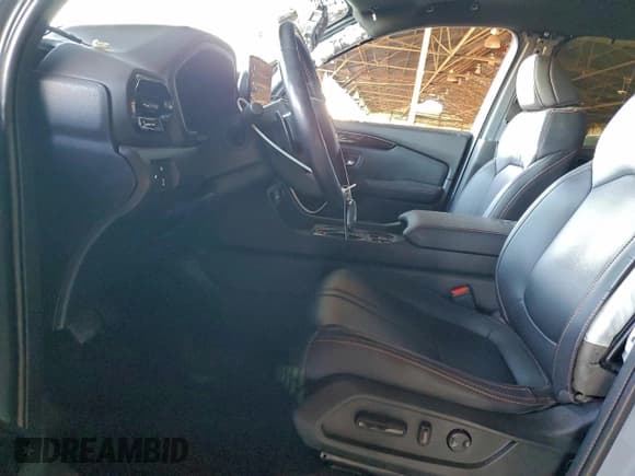 ✅ 2023 Honda Pilot TrailSport • VIN: 5FNYG1H65PB012489 • Lot: 95691385. Listed on Copart with 21,182 mi. Free auction sales archive from the USA and detailed vehicle history report at DreamBid. Image 7.