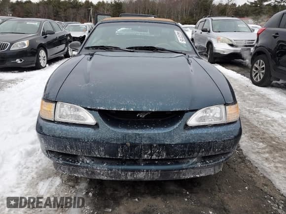 ✅ 1997 Ford Mustang GT • VIN: 1FALP45X4VF142903 • Lot: 44373115. Wystawiony na Copart z przebiegiem 150 916 mil. Bezpłatny archiwum sprzedaży aukcyjnych z USA i szczegółowy raport historii pojazdu na DreamBid. Zdjęcie 5.