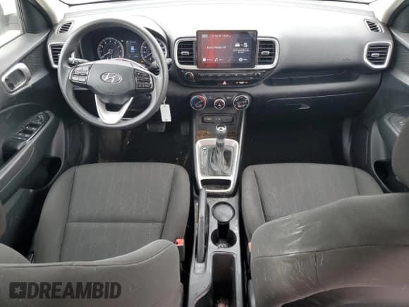 ✅ 2022 Hyundai Venue SE • VIN: KMHRB8A35NU197557 • Lot: 54660965. Listed on Copart with 17,424 mi. Free auction sales archive from the USA and detailed vehicle history report at DreamBid. Image 8.