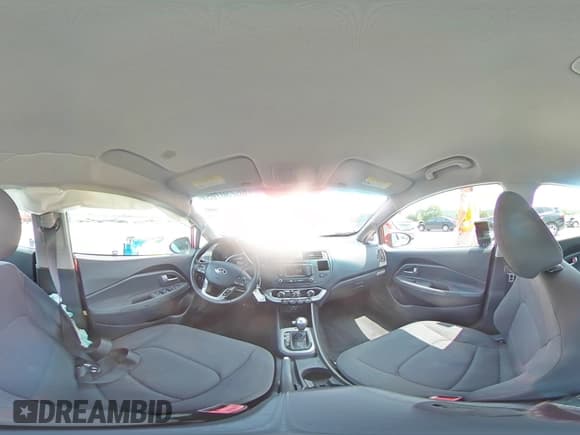 ✅ 2015 Kia Rio EX • VIN: KNADN4A35F6420519 • Lot: 66230705. Wystawiony na Copart z przebiegiem 53 497 mil. Bezpłatny archiwum sprzedaży aukcyjnych z USA i szczegółowy raport historii pojazdu na DreamBid. Zdjęcie 14.