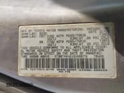 ✅ 2001 Toyota Tundra SR5 • VIN: 5TBBT44161S148879 • Lot: 43287069. Listed on IAAI with 394,693 mi. Free auction sales archive from the USA and detailed vehicle history report at DreamBid. Image 9.