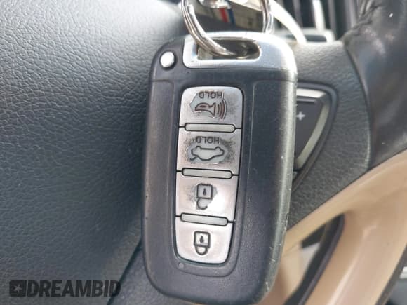 ✅ 2014 Hyundai Sonata SE • VIN: 5NPEC4AC4EH886685 • Lot: 43556748. Wystawiony na IAAI z przebiegiem 41 448 mil. Bezpłatny archiwum sprzedaży aukcyjnych z USA i szczegółowy raport historii pojazdu na DreamBid. Zdjęcie 11.