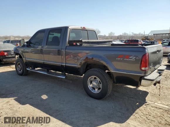 ✅ 2002 Ford F-250 XL • VIN: 1FTNW21S52EC70105 • Lot: 48531175. Listed on Copart with 257,759 mi. Free auction sales archive from the USA and detailed vehicle history report at DreamBid. Image 2.