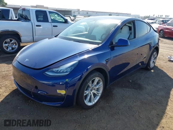 ✅ 2022 Tesla Model Y Long Range • VIN: 7SAYGDEE7NF312239 • Lot: 41633712. Wystawiony na IAAI z przebiegiem Nie podano. Bezpłatny archiwum sprzedaży aukcyjnych z USA i szczegółowy raport historii pojazdu na DreamBid. Zdjęcie 19.