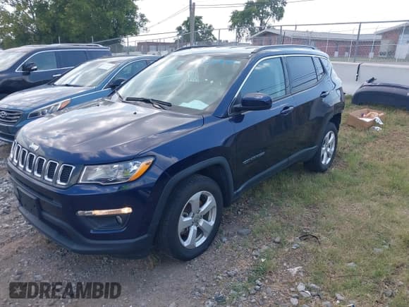 ✅ 2021 Jeep Compass Latitude • VIN: 3C4NJDBB8MT598937 • Lot: 43163444. Listed on IAAI with 95,894 mi. Free auction sales archive from the USA and detailed vehicle history report at DreamBid. Image 17.