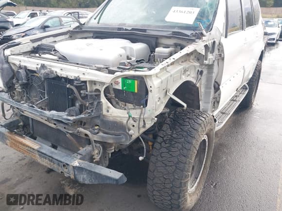 ✅ 2006 Lexus GX 470 • VIN: JTJBT20X360112032 • Lot: 43361203. Listed on IAAI with 291,005 mi. Free auction sales archive from the USA and detailed vehicle history report at DreamBid. Image 6.