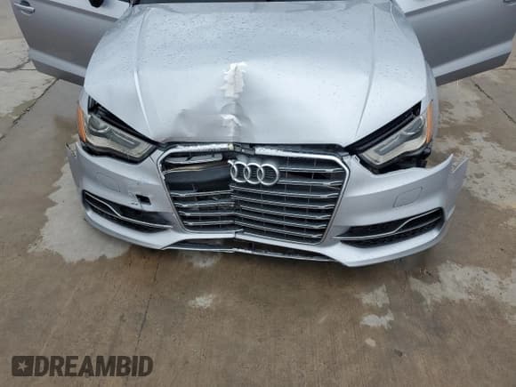 ✅ 2015 Audi S3 Premium Plus • VIN: WAUBFGFF9F1140513 • Lot: 44962985. Wystawiony na Copart z przebiegiem 123 410 mil. Bezpłatny archiwum sprzedaży aukcyjnych z USA i szczegółowy raport historii pojazdu na DreamBid. Zdjęcie 13.