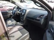 ✅ 2016 Chrysler Town & Country S • VIN: 2C4RC1HG0GR138532 • Lot: 42164215. Listed on IAAI with 55,486 mi. Free auction sales archive from the USA and detailed vehicle history report at DreamBid. Image 5.