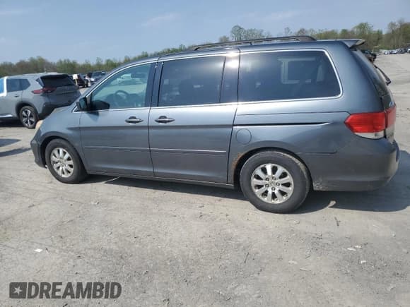 ✅ 2010 Honda Odyssey EX • VIN: 5FNRL3H48AB011905 • Lot: 54990195. Listed on Copart with 236,506 mi. Free auction sales archive from the USA and detailed vehicle history report at DreamBid. Image 2.