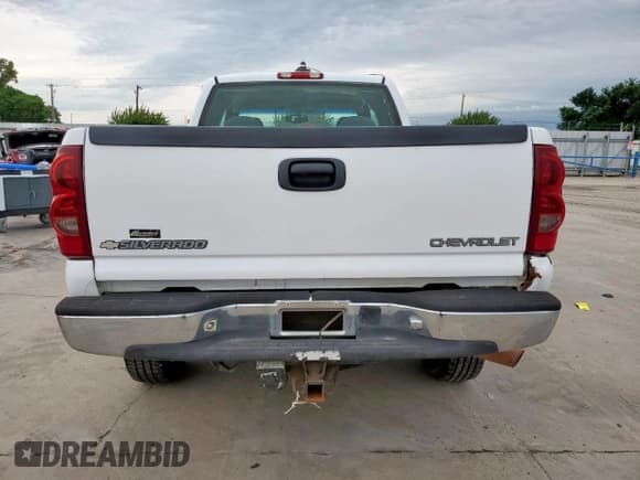 ✅ 2003 Chevrolet Silverado 2500HD LS • VIN: 1GCHC29U93E331260 • Lot: 59933585. Listed on Copart with Not provided. Free auction sales archive from the USA and detailed vehicle history report at DreamBid. Image 6.