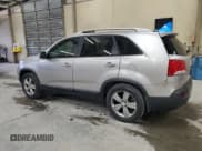 ✅ 2013 Kia Sorento EX • VIN: 5XYKU4A23DG379645 • Лот: 89526405. Опубликован ранее на Copart с пробегом 211 031 миль. Бесплатный доступ к архиву аукционных продаж из США и подробный отчёт об истории автомобиля на DreamBid. Изображение 2.