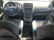 ✅ 2014 Dodge Grand Caravan SE • VIN: 2C4RDGBG9ER470944 • Лот: 71748395. Опубликован ранее на Copart с пробегом 198 598 миль. Бесплатный доступ к архиву аукционных продаж из США и подробный отчёт об истории автомобиля на DreamBid. Изображение 8.