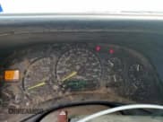 ✅ 2001 Chevrolet Silverado 2500HD LS • VIN: 1GCHK23U11F109606 • Lot: 66388275. Wystawiony na Copart z przebiegiem 189 342 mil. Bezpłatny archiwum sprzedaży aukcyjnych z USA i szczegółowy raport historii pojazdu na DreamBid. Zdjęcie 9.