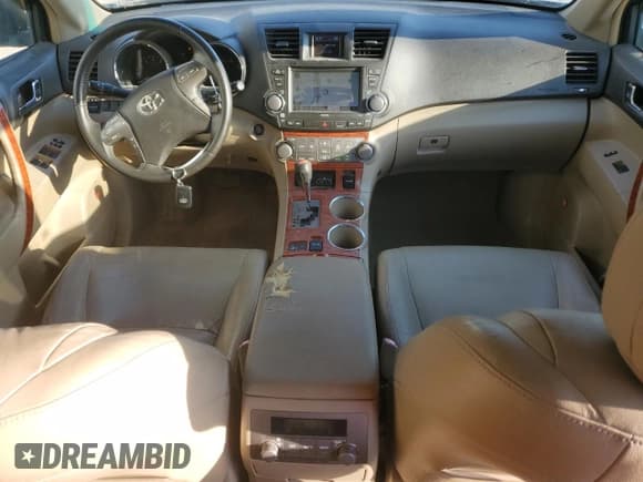 ✅ 2009 Toyota Highlander Limited • VIN: JTEES42A392122930 • Lot: 84737795. Listed on Copart with 254,798 mi. Free auction sales archive from the USA and detailed vehicle history report at DreamBid. Image 8.