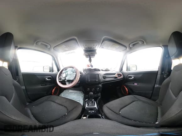 ✅ 2018 Jeep Renegade Sport • VIN: ZACCJBAB4JPH46257 • Lot: 43562625. Listed on IAAI with 130,722 mi. Free auction sales archive from the USA and detailed vehicle history report at DreamBid. Image 18.