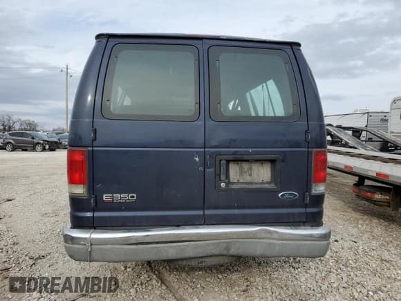 ✅ 2002 Ford Econoline Passenger XL • VIN: 1FBSS31S32HB27189 • Lot: 47700175. Listed on Copart with 210,989 mi. Free auction sales archive from the USA and detailed vehicle history report at DreamBid. Image 6.
