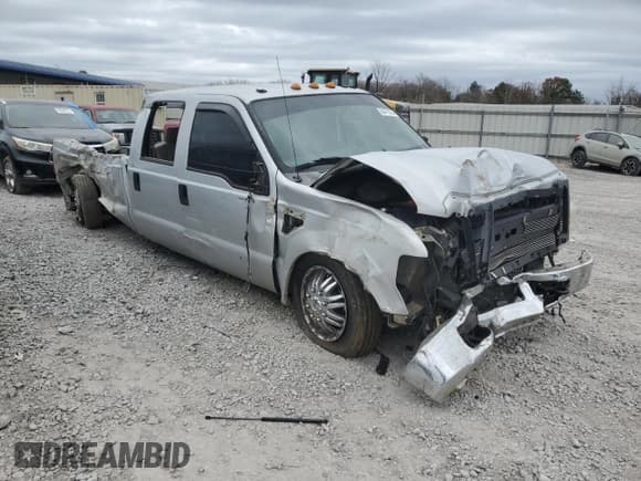 ✅ 2008 Ford F-350 • VIN: 1FTWW32RX8EA88768 • Lot: 84471024. Listed on Copart with Not provided. Free auction sales archive from the USA and detailed vehicle history report at DreamBid. Image 4.