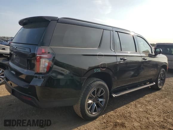 ✅ 2023 Chevrolet Suburban Z71 • VIN: 1GNSKDKD9PR110388 • Lot: 72039095. Listed on Copart with 43,395 mi. Free auction sales archive from the USA and detailed vehicle history report at DreamBid. Image 3.