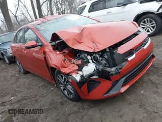 ✅ 2023 Kia Forte LXS • VIN: 3KPF24AD4PE514724 • Lot: 41568824. Wystawiony na IAAI z przebiegiem 58 550 mil. Bezpłatny archiwum sprzedaży aukcyjnych z USA i szczegółowy raport historii pojazdu na DreamBid. Zdjęcie 1.