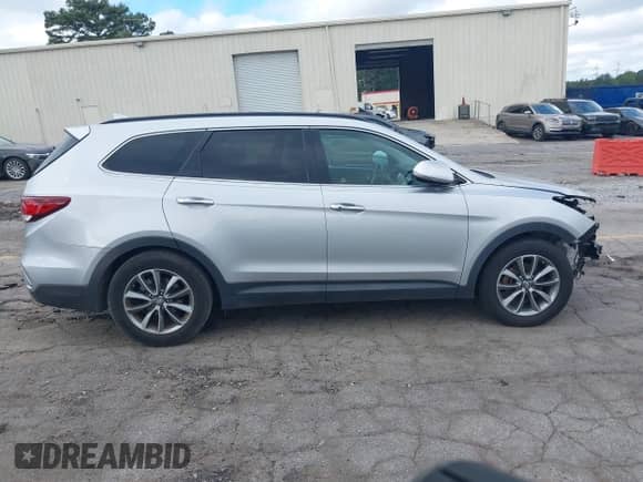 2017 Hyundai Santa Fe SE с VIN KM8SN4HFXHU244734, выставлен на аукционе IAAI как лот 43323823 с пробегом 103 000 миль миль и . История ставок и продаж доступна на DreamBid. Изображение 14.