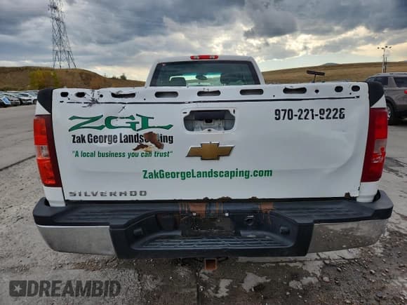 ✅ 2009 Chevrolet Silverado 2500HD Work Truck • VIN: 1GCHK49K39E136406 • Лот: 89884625. Опубликован ранее на Copart с пробегом 164 953 миль. Бесплатный доступ к архиву аукционных продаж из США и подробный отчёт об истории автомобиля на DreamBid. Изображение 6.